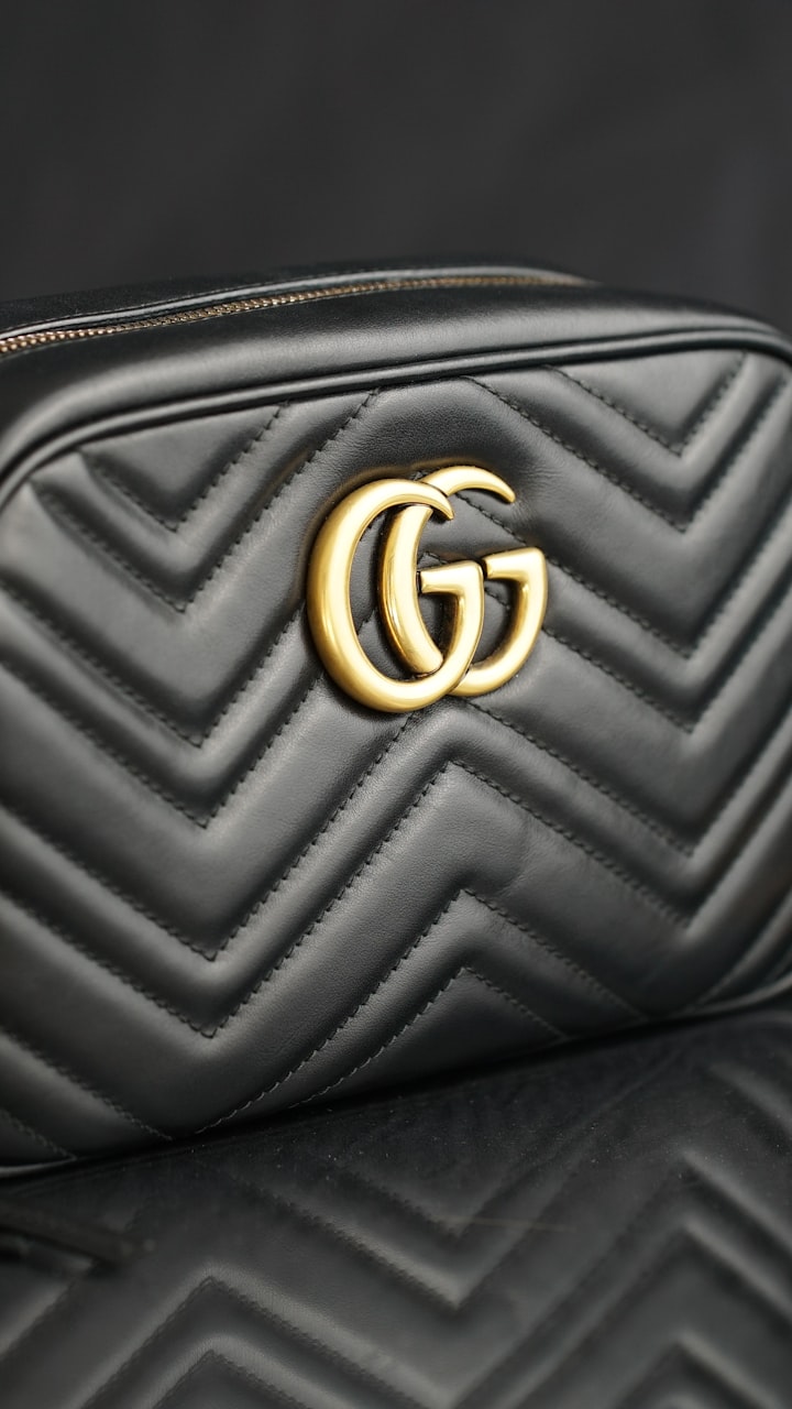 Bolsa Clássica Feminina